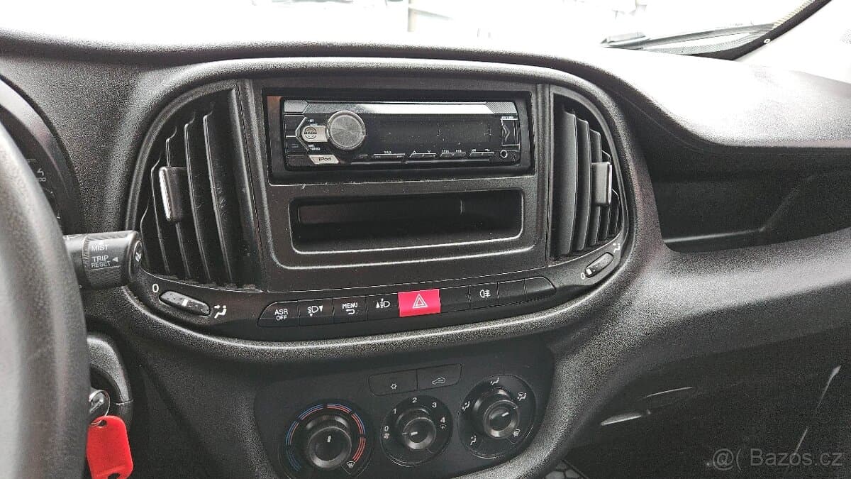 2019 Fiat DOBLO - 11