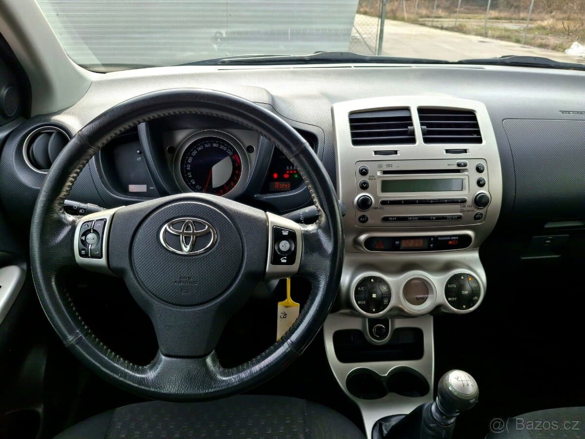 2010 Toyota OSTATNÍ - 11