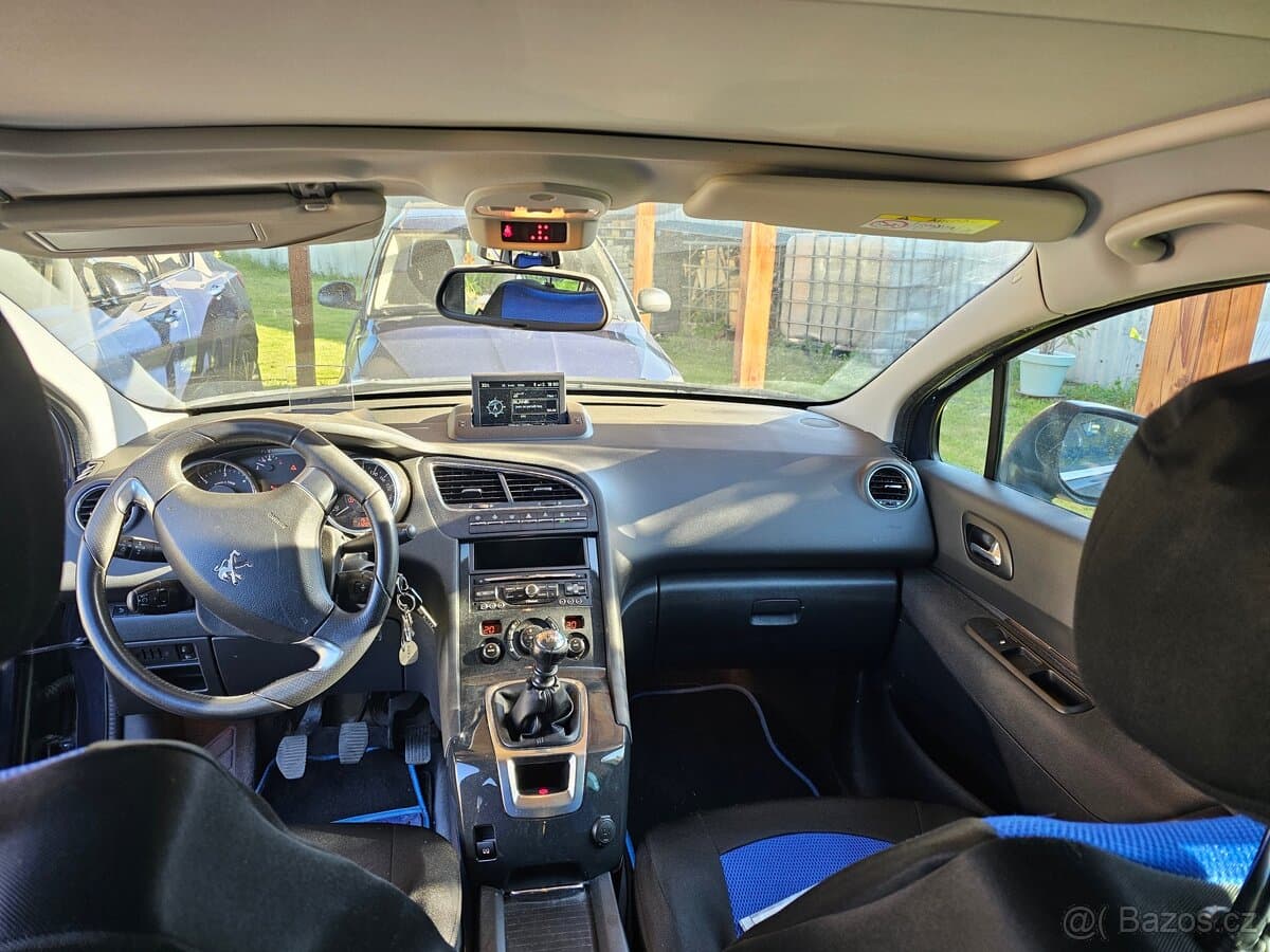 2016 Peugeot 5008 - 11