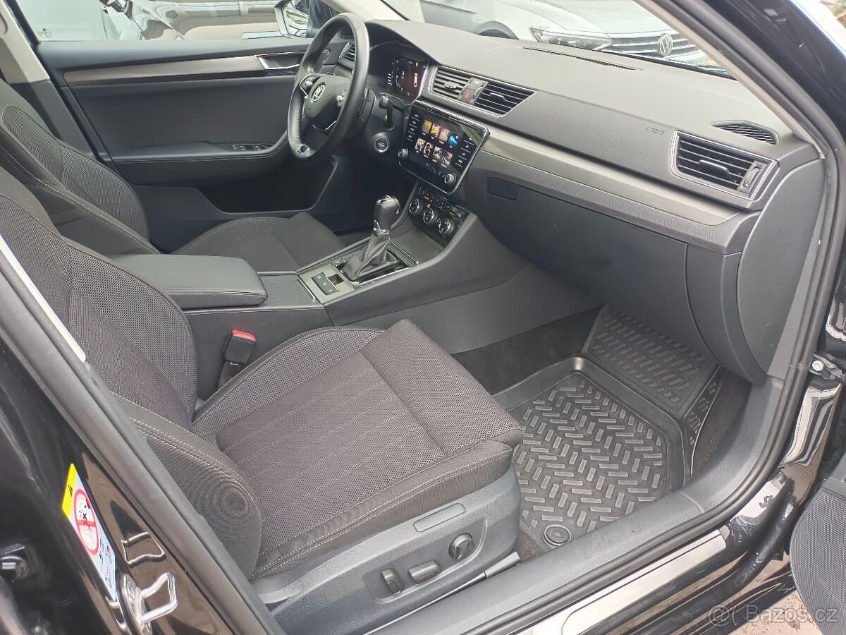 2023 Škoda SUPERB - 11