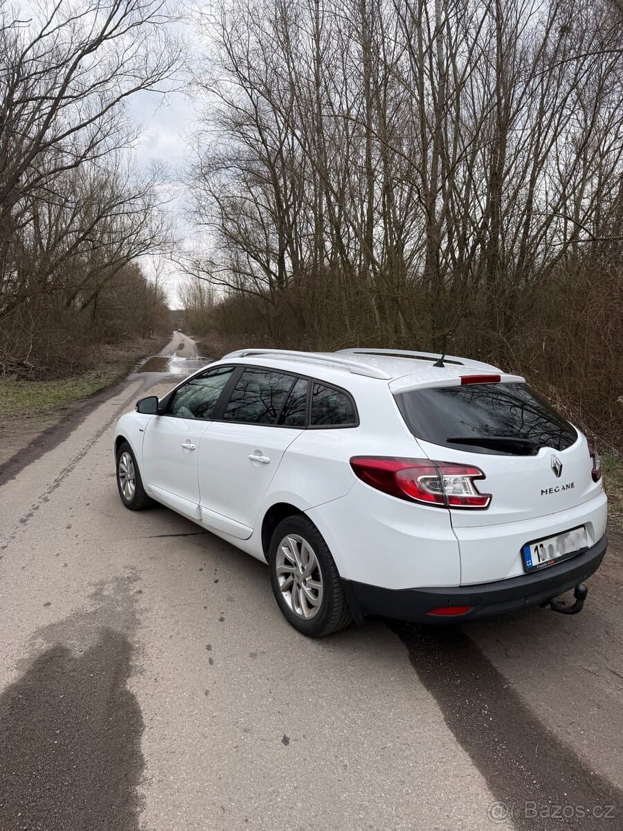 2016 Renault MEGANE - 11