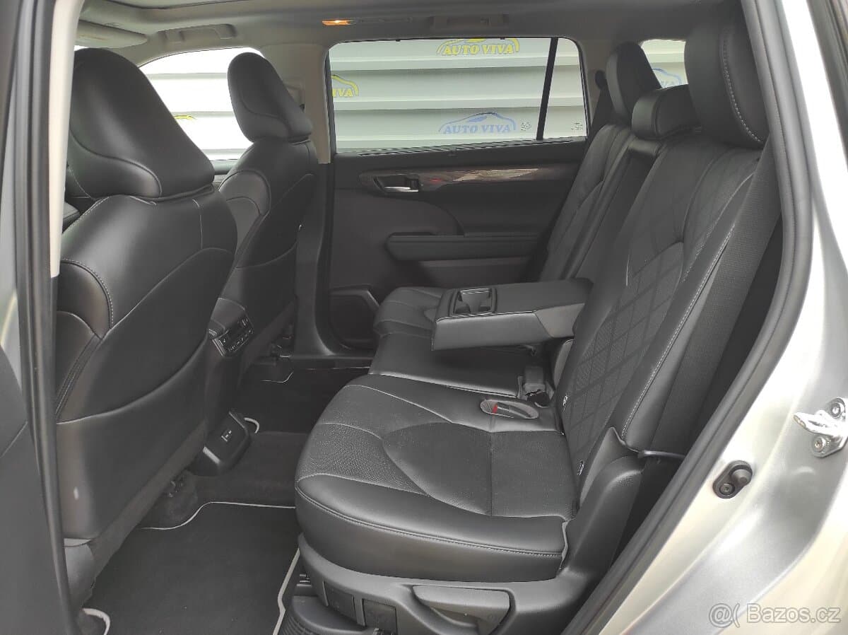 2024 Toyota HIGHLANDER - 11