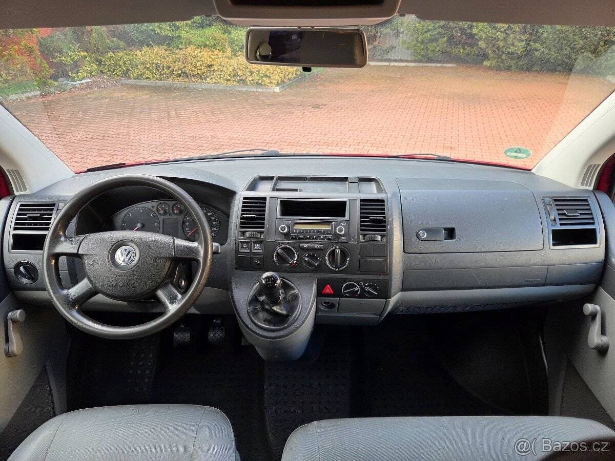 2012 Volkswagen TRANSPORTER - 11