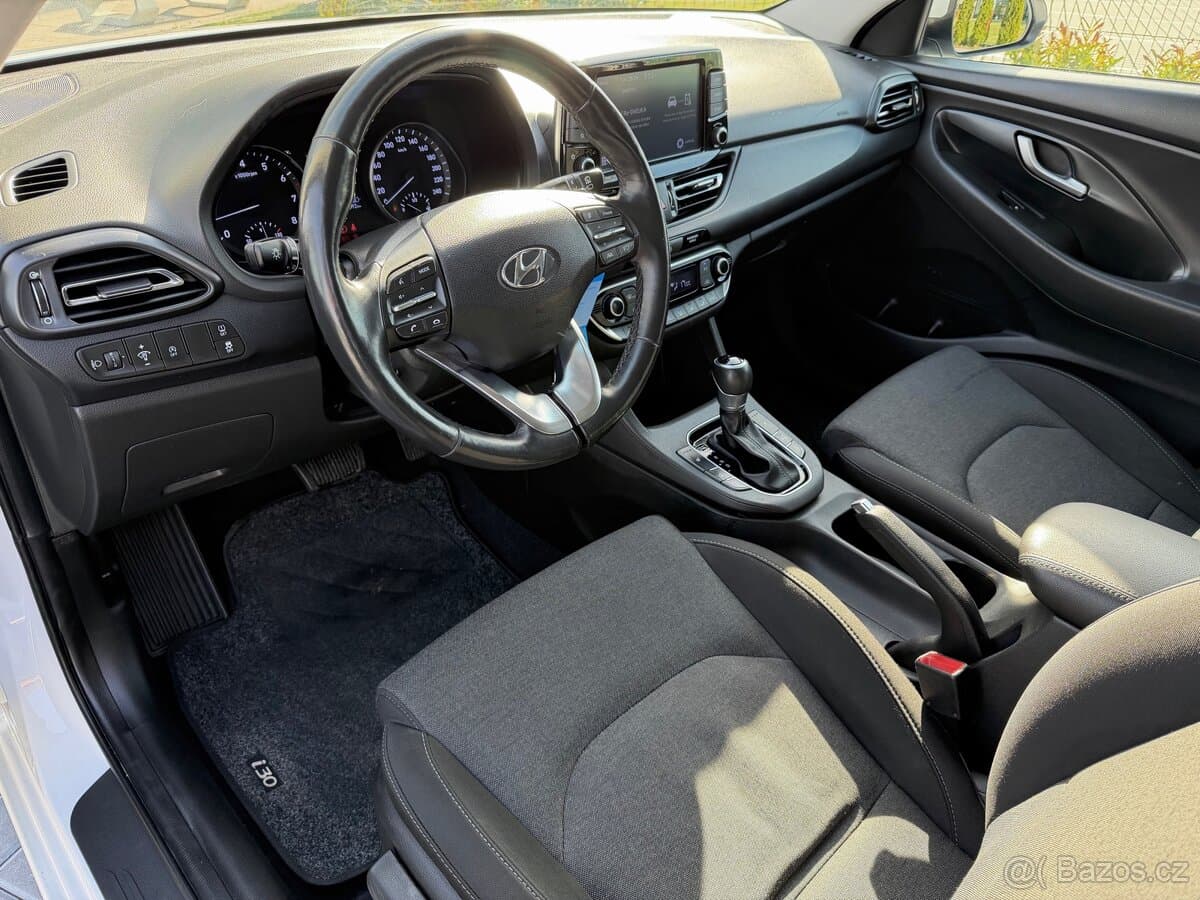 2022 Hyundai i30 - 11