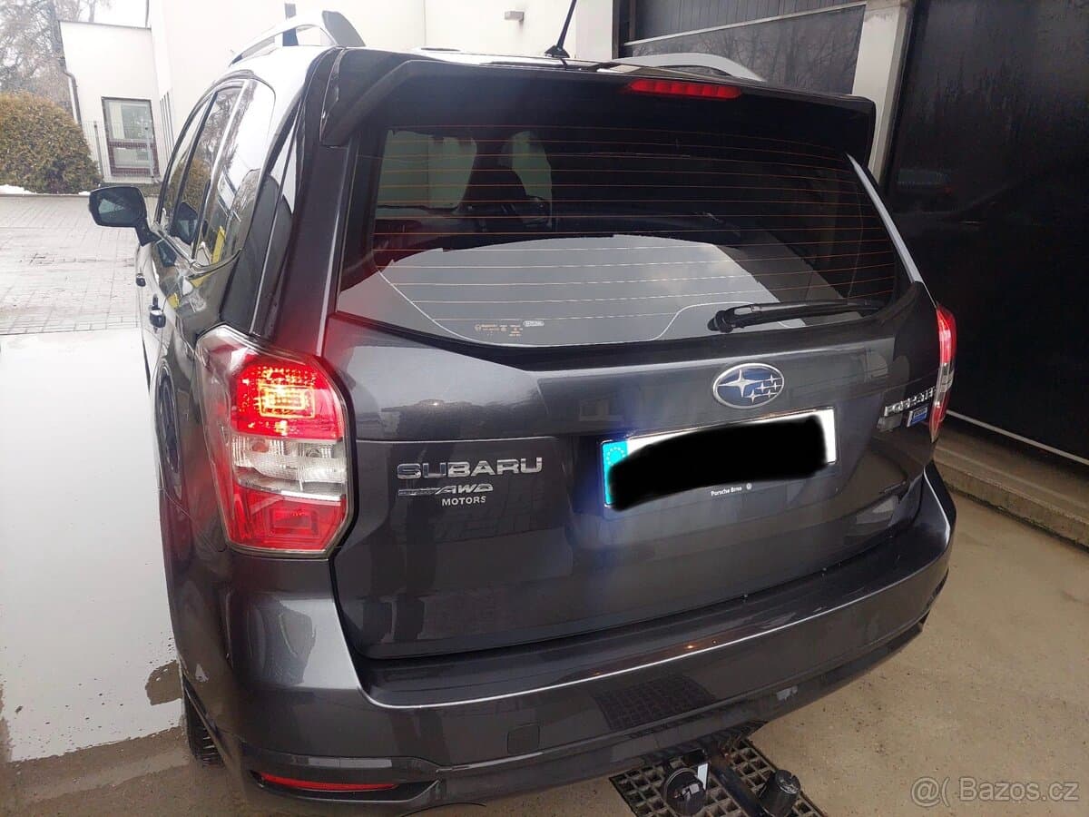 2015 Subaru FORESTER - 11