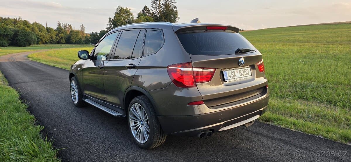 2011 BMW X3 - 11