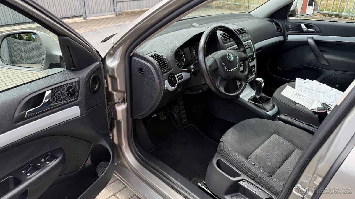 2010 Škoda OCTAVIA - 11