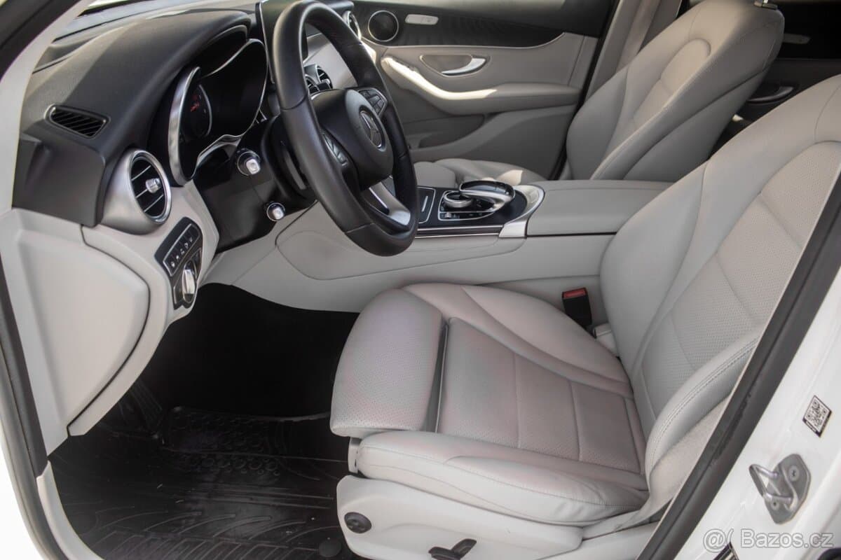 2018 Mercedes-Benz GL - 11