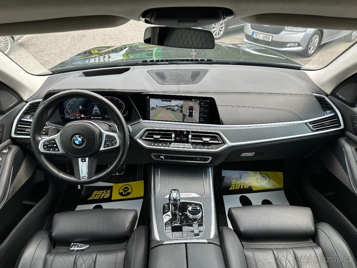 2022 BMW X7 - 11