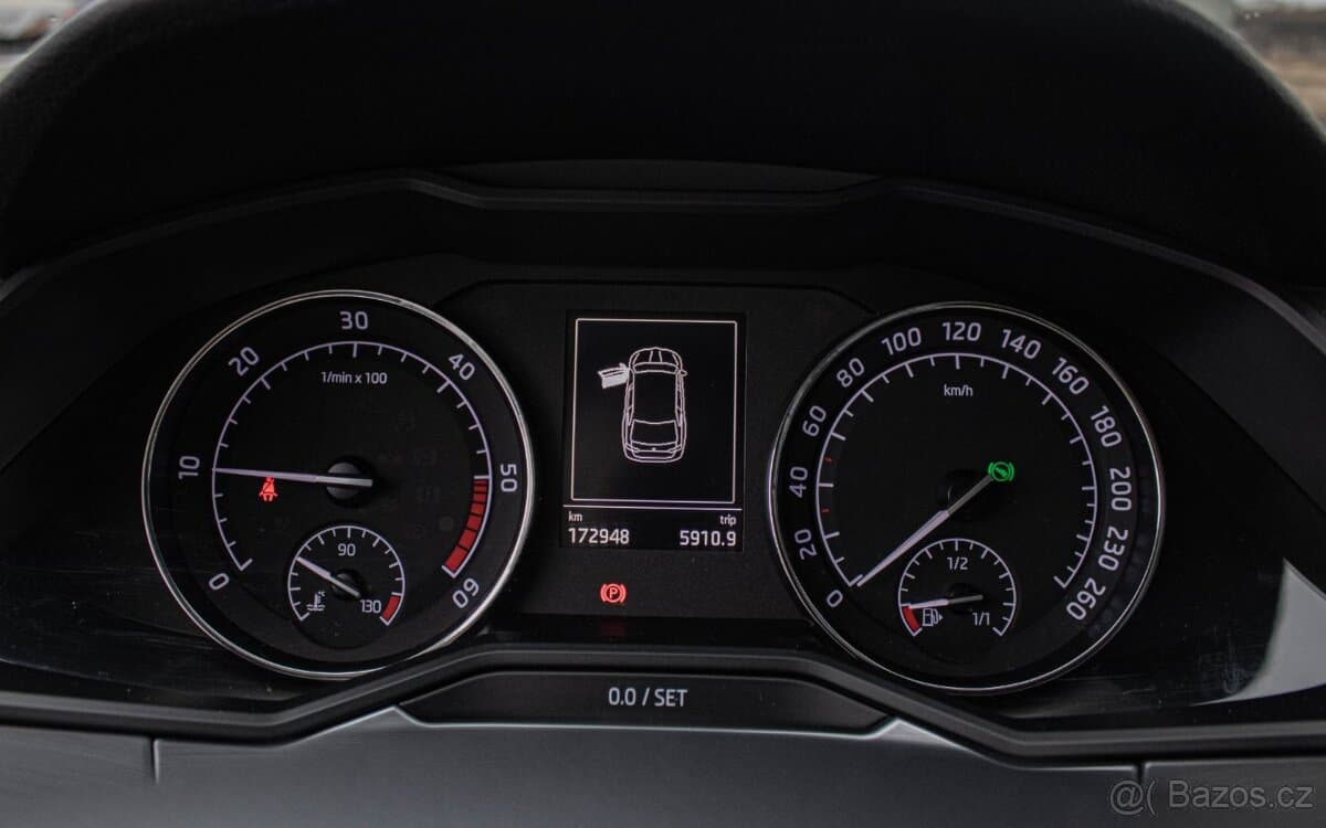 2018 Škoda SUPERB - 11