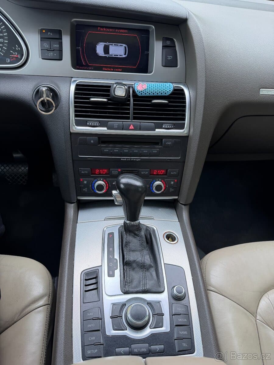 Audi Q7 - 11
