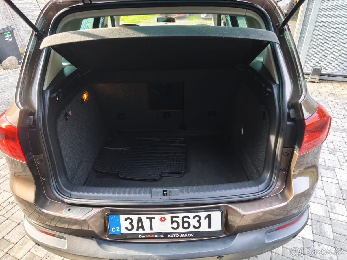 2013 Volkswagen TIGUAN - 11