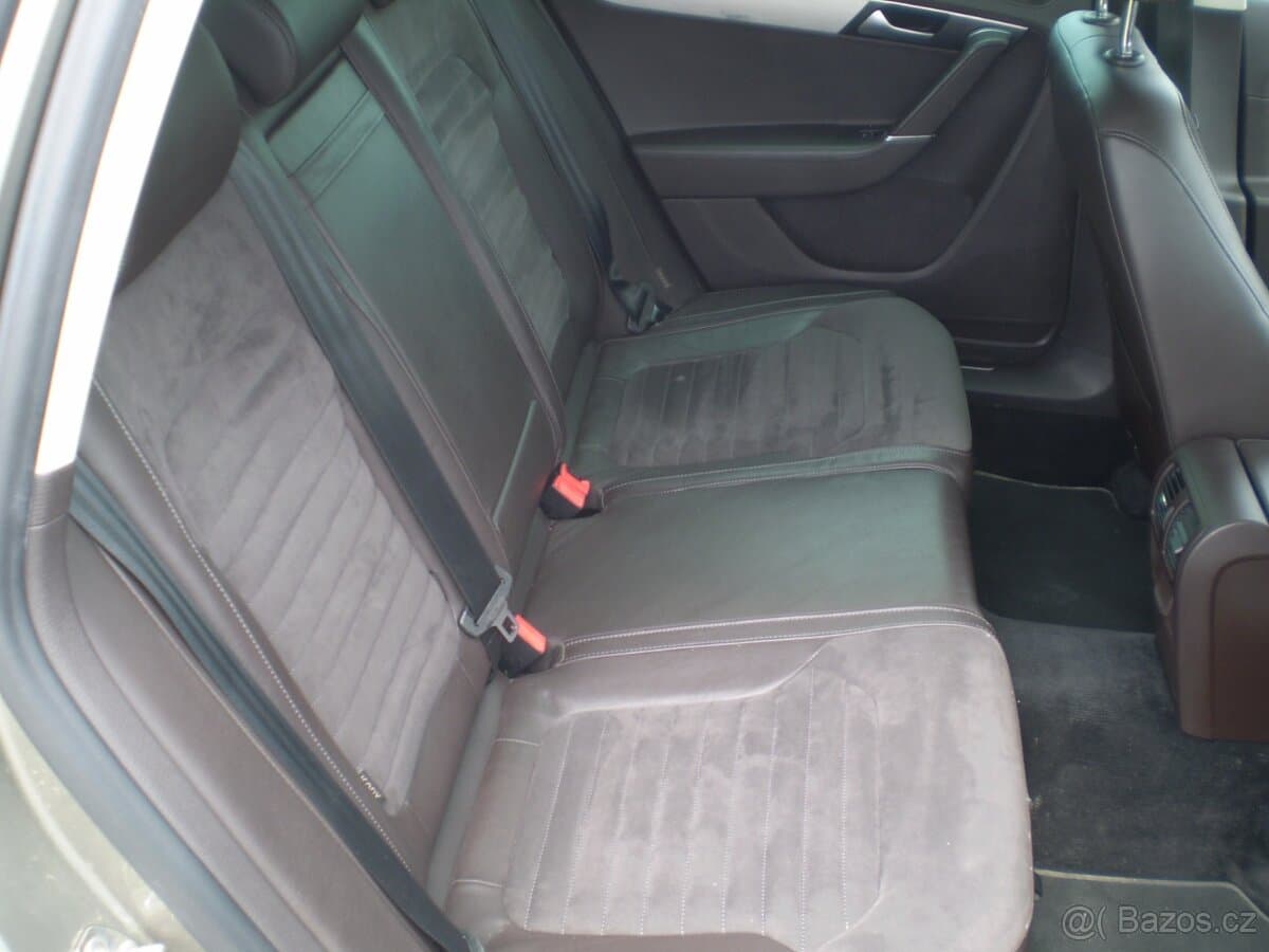 2014 Volkswagen PASSAT - 11