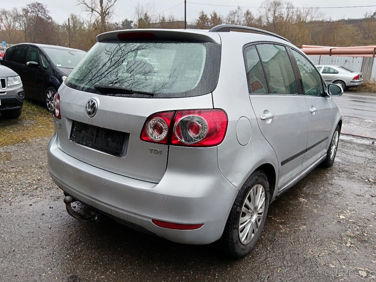 2009 Volkswagen GOLF - 11