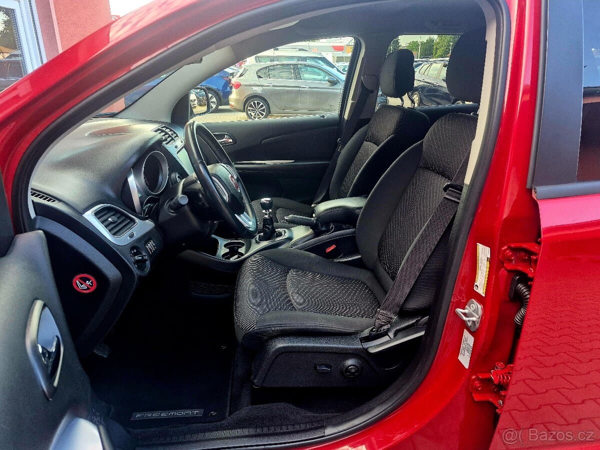2015 Fiat FREEMONT - 11