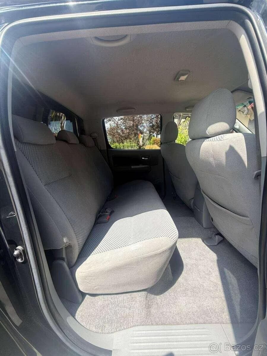 2009 Toyota HILUX - 11