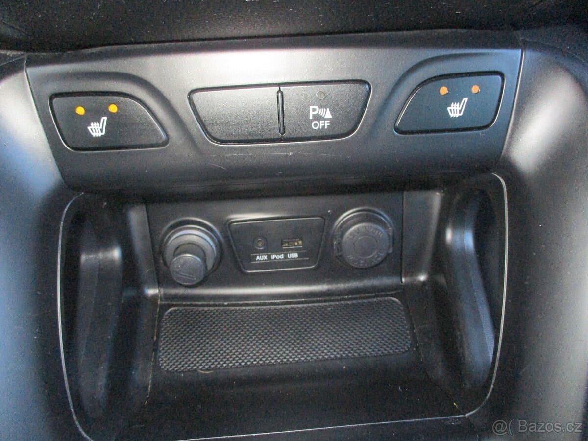 2011 Hyundai ix35 - 11