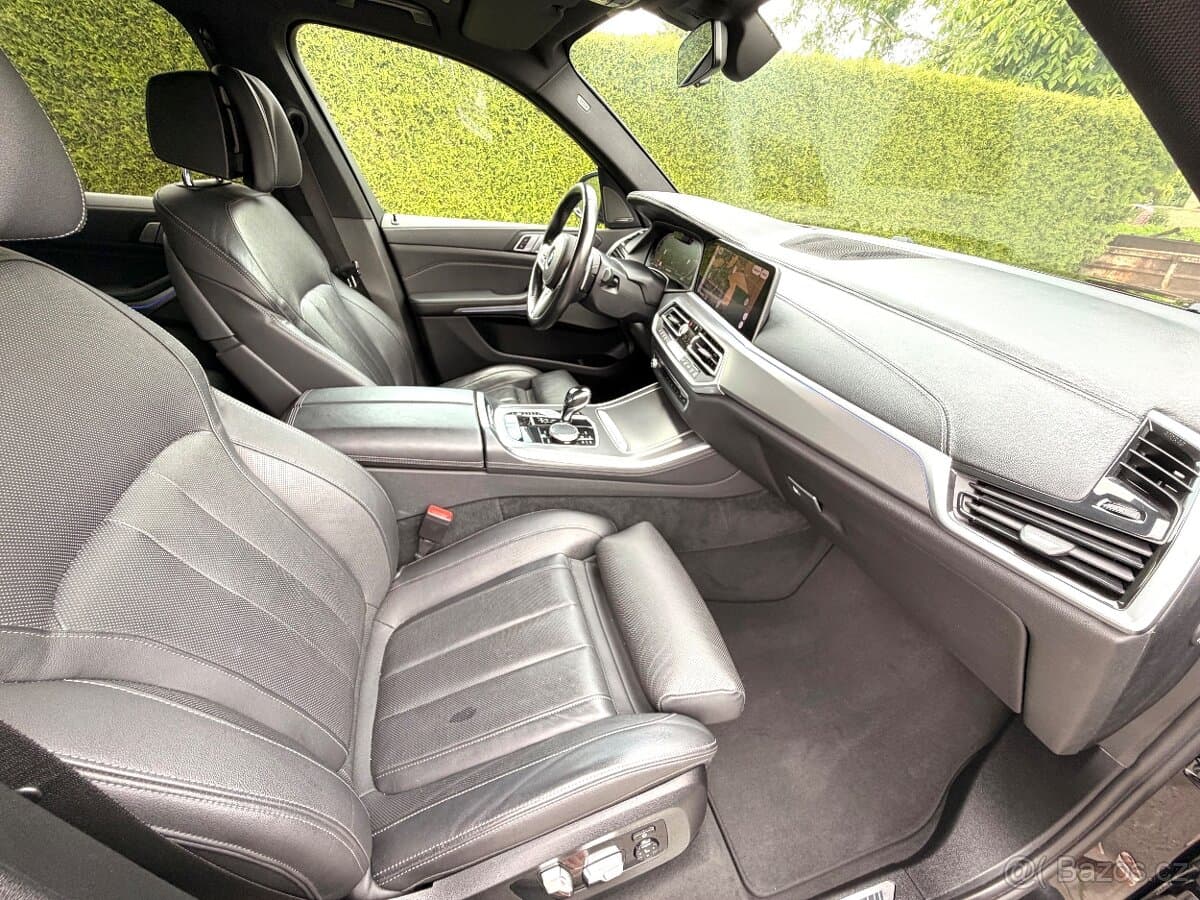 2021 BMW X5 - 11