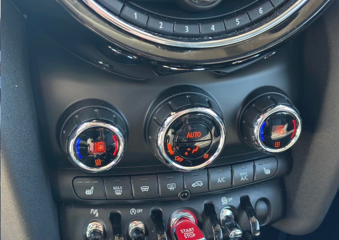 2017 Mini COOPER - 11