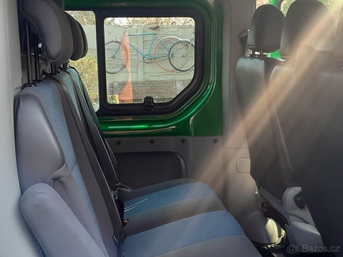 2014 Renault TRAFIC - 11
