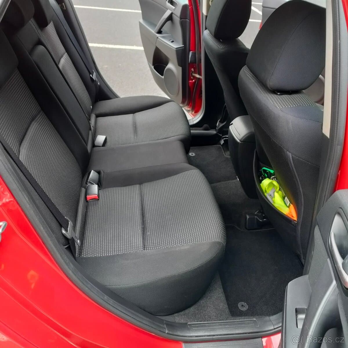 2012 Mazda 3 - 11