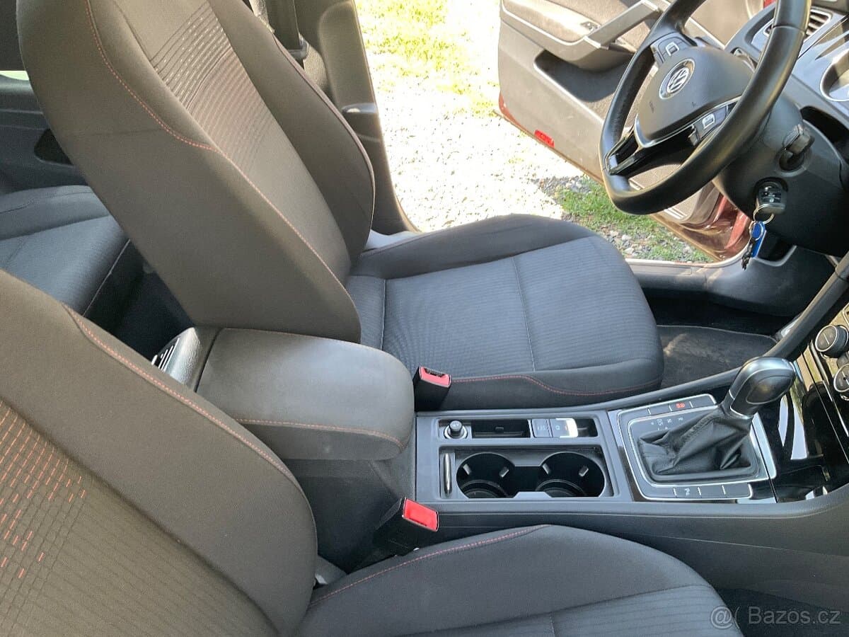 2017 Volkswagen GOLF - 11