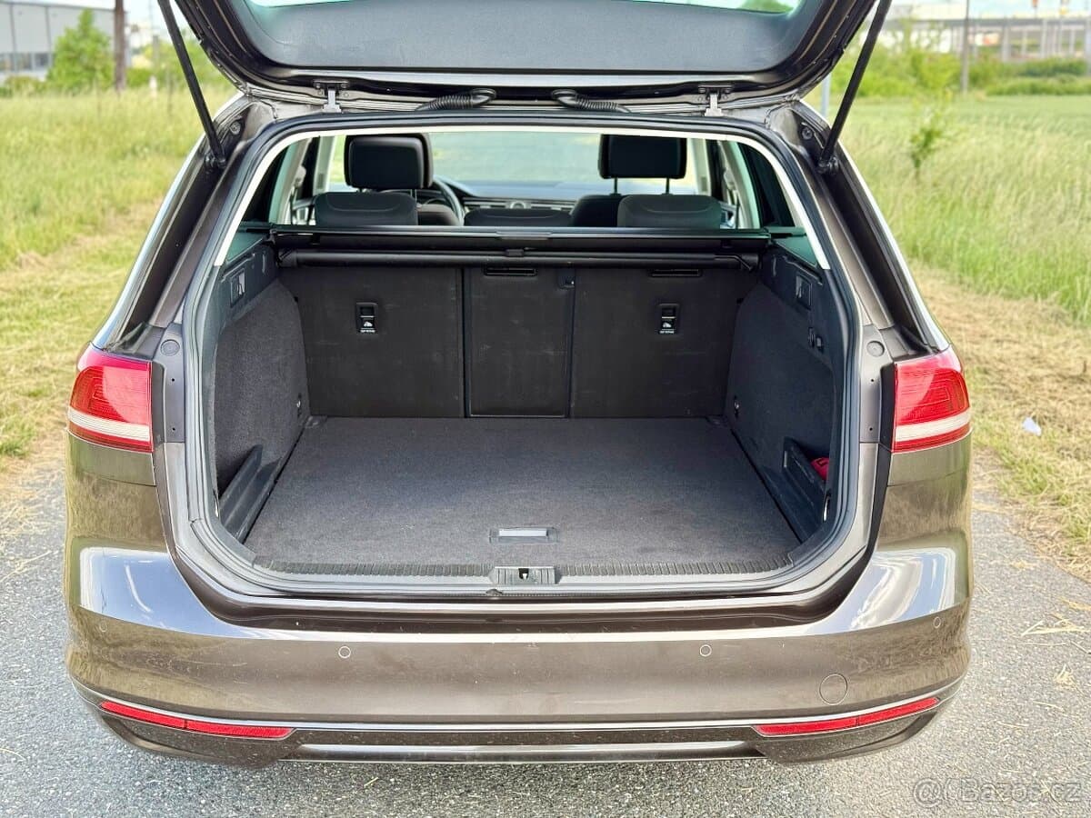 Volkswagen PASSAT - 11