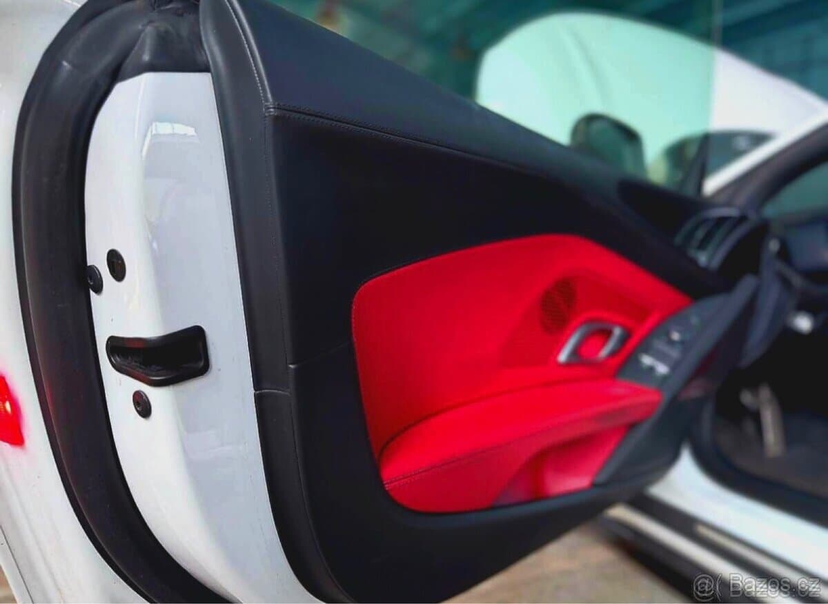 2020 Audi R8 - 11