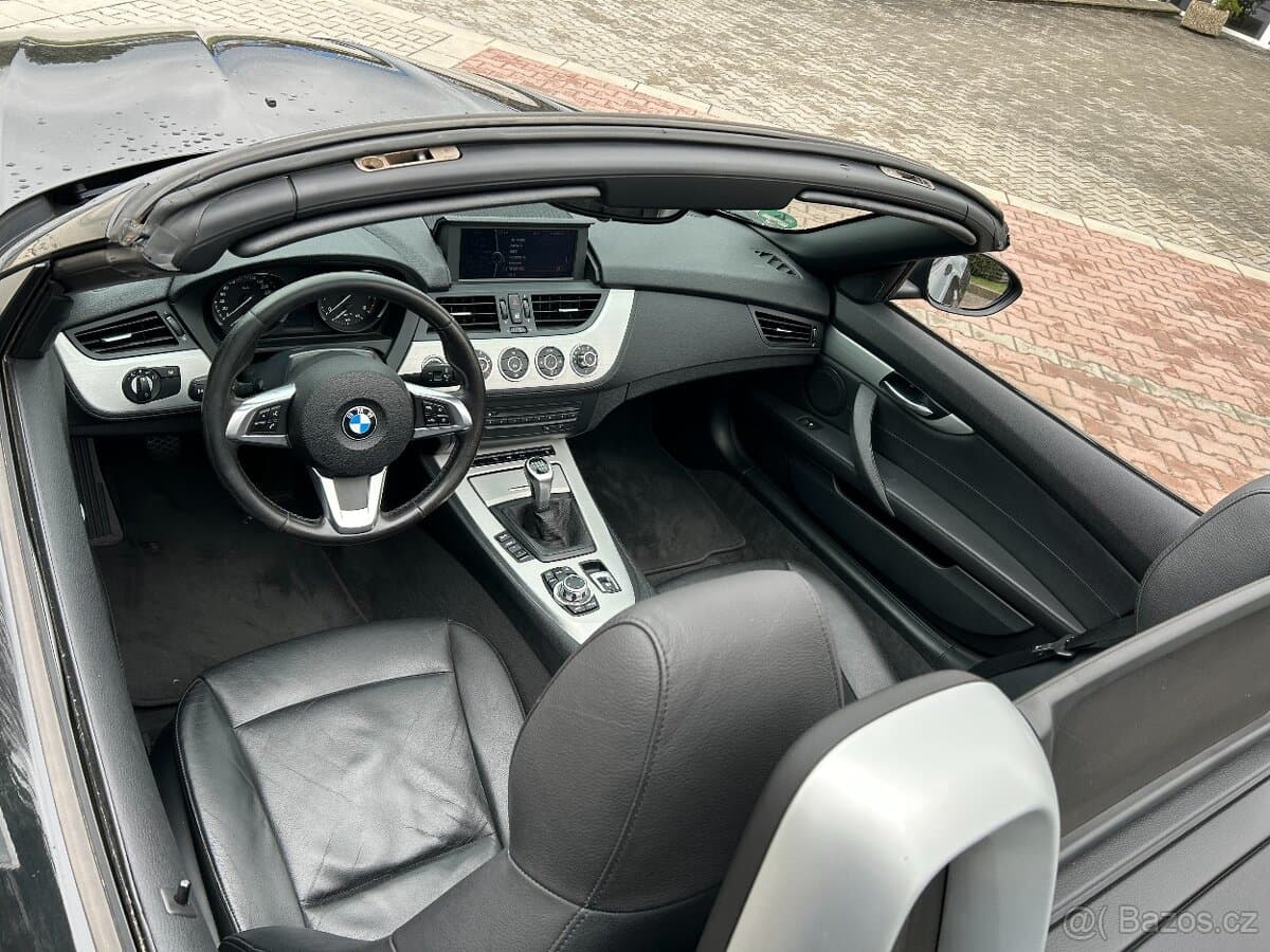 2009 BMW Z4 - 11