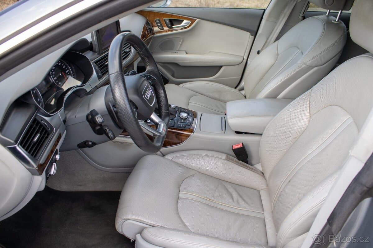 2011 Audi A7 - 11