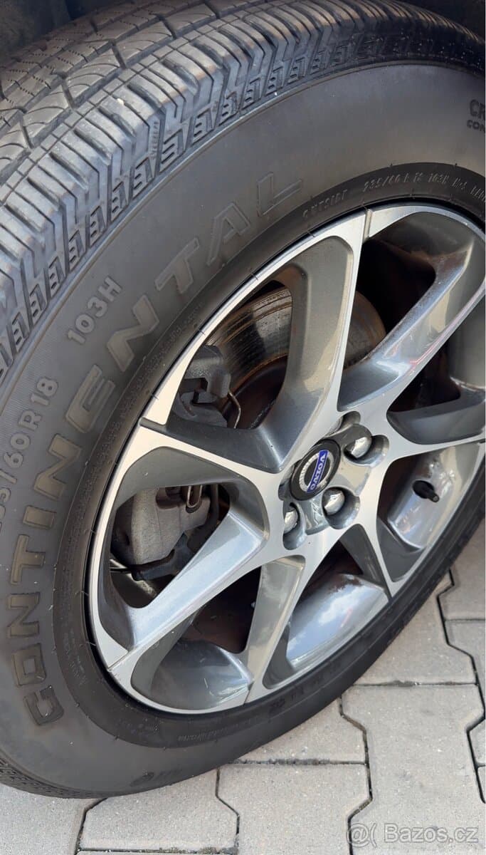 2016 Volvo XC60 - 11