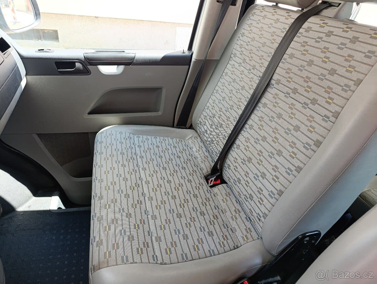 2010 Volkswagen TRANSPORTER - 11