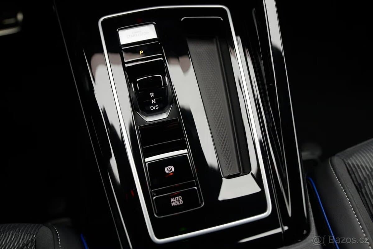 Volkswagen GOLF - 11