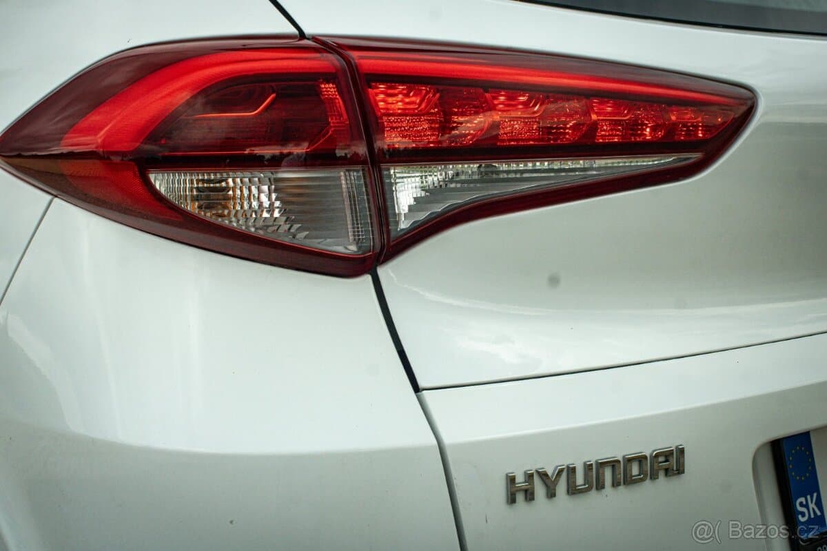 2017 Hyundai TUCSON - 11