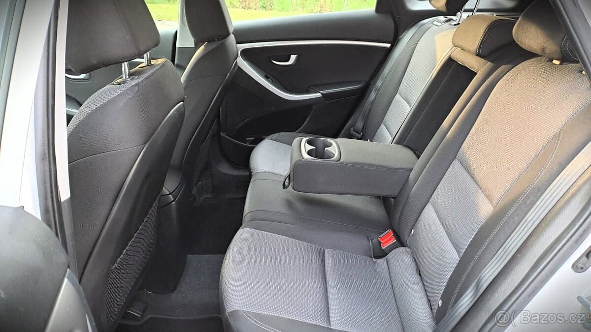 2017 Hyundai i30 - 11