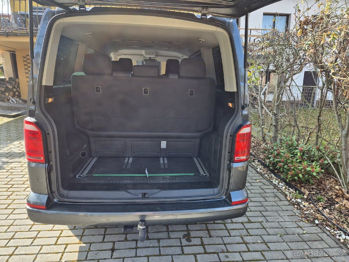 2017 Volkswagen MULTIVAN - 11