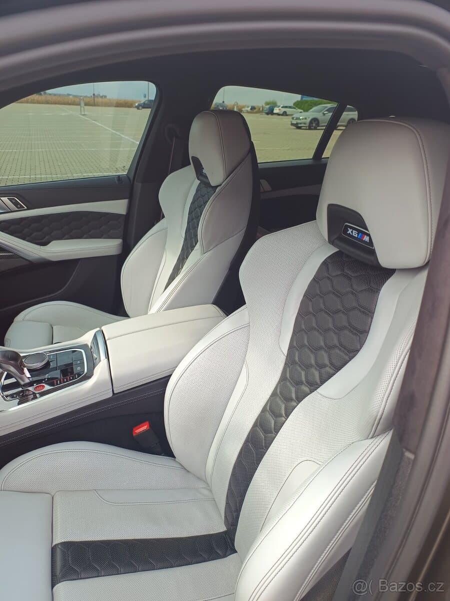 2021 BMW X6 - 11