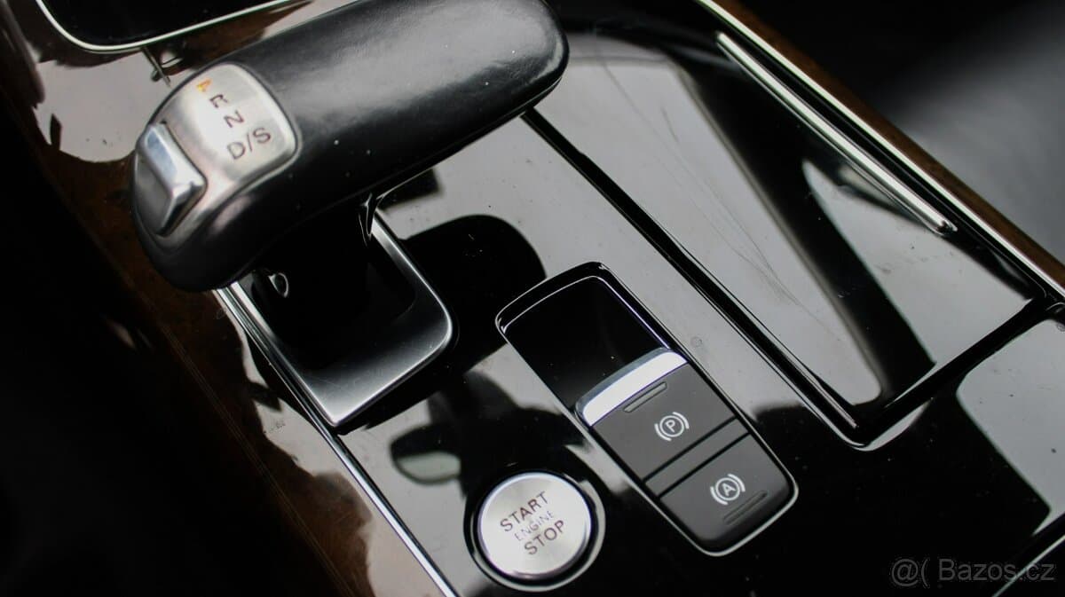 2016 Audi A8 - 11