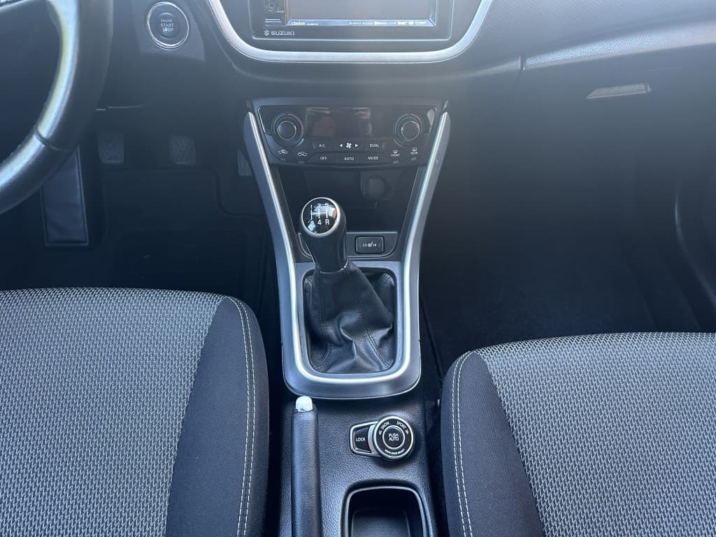 2015 Suzuki S-CROSS - 11