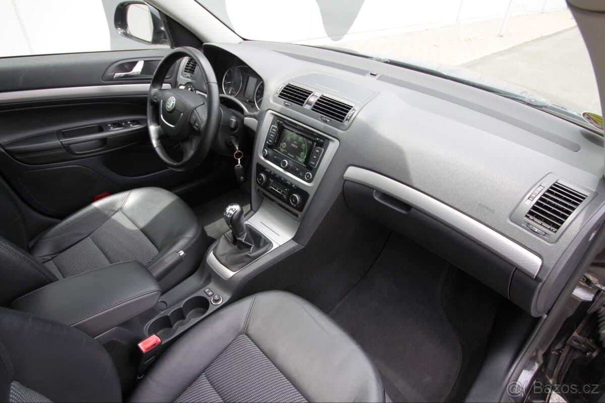 2010 Škoda OCTAVIA - 11
