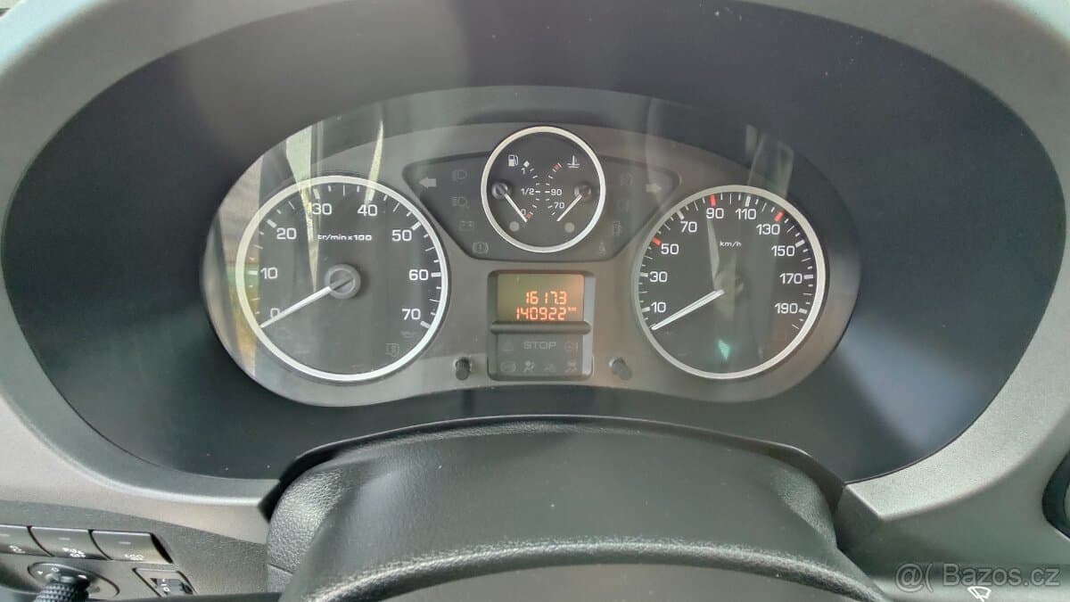 2017 Peugeot PARTNER - 11