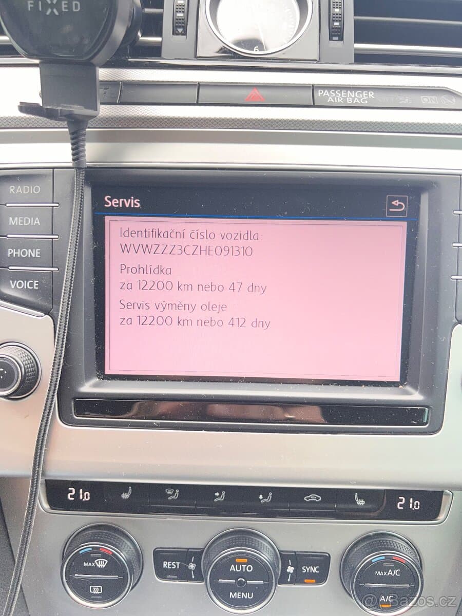 Volkswagen PASSAT - 11