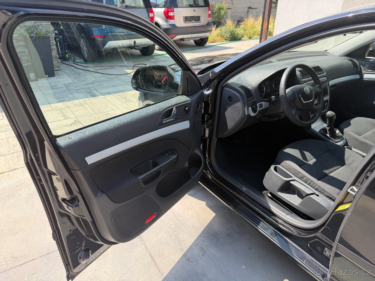2012 Škoda OCTAVIA - 11
