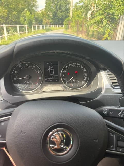 2014 Škoda RAPID - 11