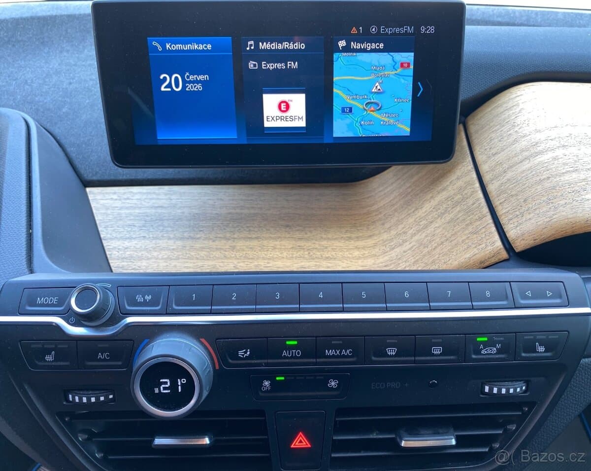 2022 BMW i3 - 11