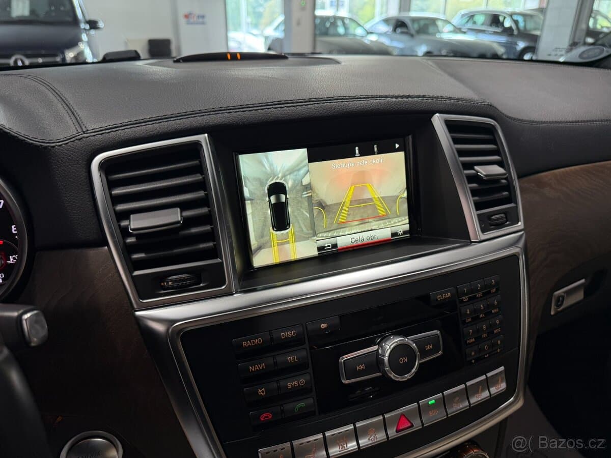 2013 Mercedes-Benz GL - 11
