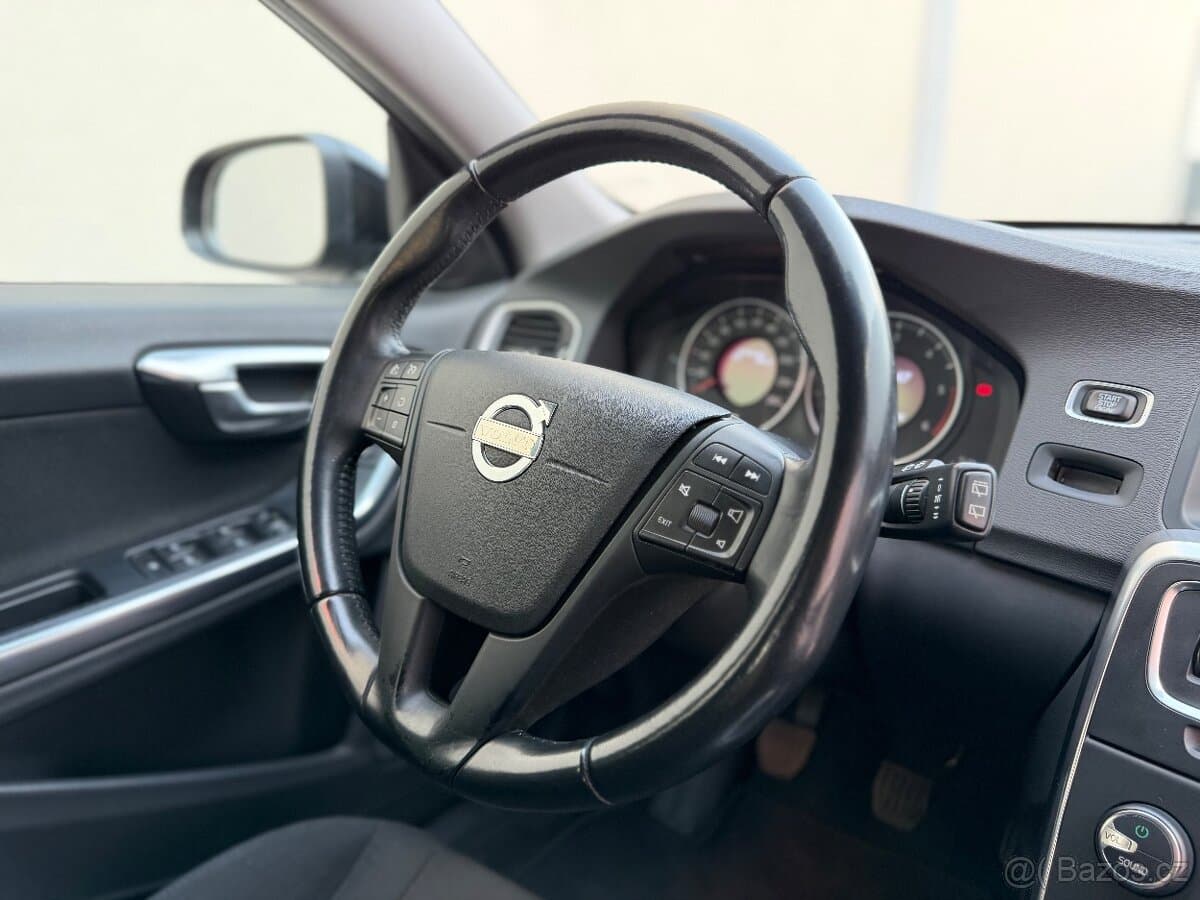 2013 Volvo V60 - 11
