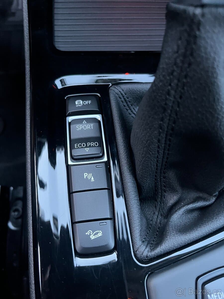 2016 BMW X1 - 11