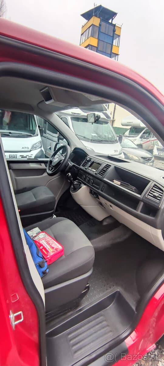 2015 Volkswagen TRANSPORTER - 11