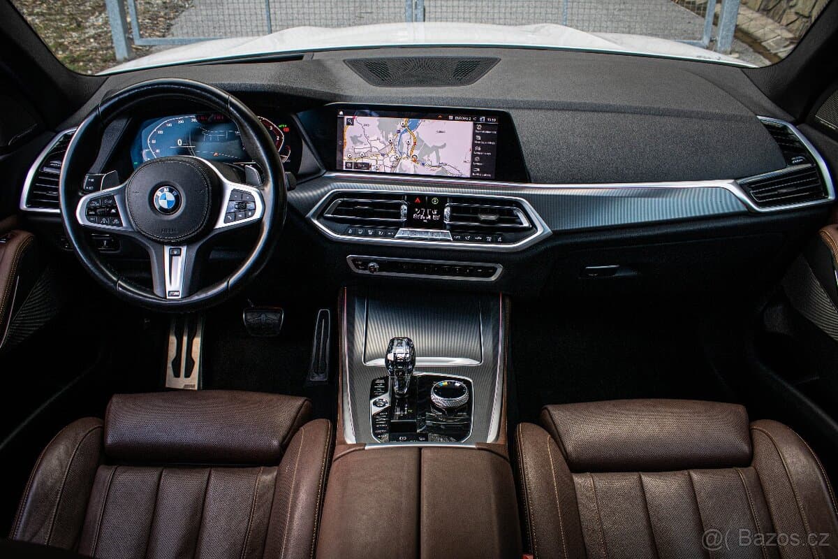 2020 BMW X5 - 11